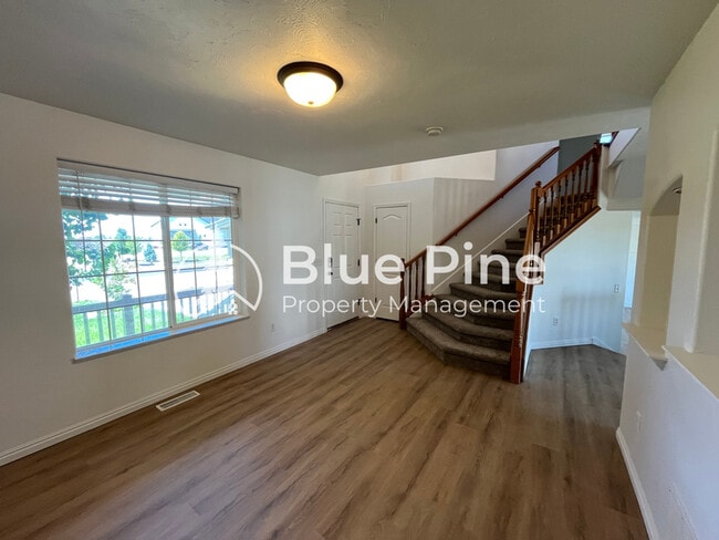Building Photo - 5231 Clearfield Ln