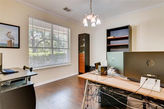 Building Photo - 9206 Sommerland Way