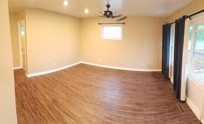 Foto del edificio - 1540 SW Shunga Dr