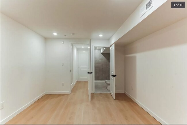 Foto del edificio - 5549 Bloyd St