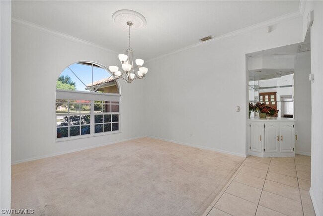 Building Photo - 264 Henley Dr