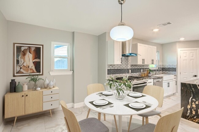 Photo - 3144 Catamore Ln House