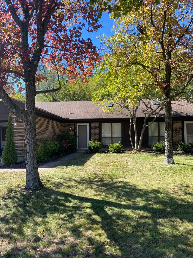 Building Photo - 8719 Shadycreek Dr