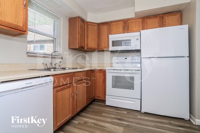 Foto del edificio - 1183 Toluca Ct