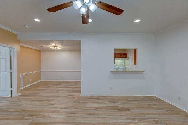 Foto del edificio - 4212 Allenbrook Dr