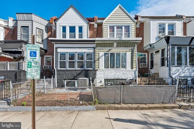 Foto del edificio - 5743 N 12th St