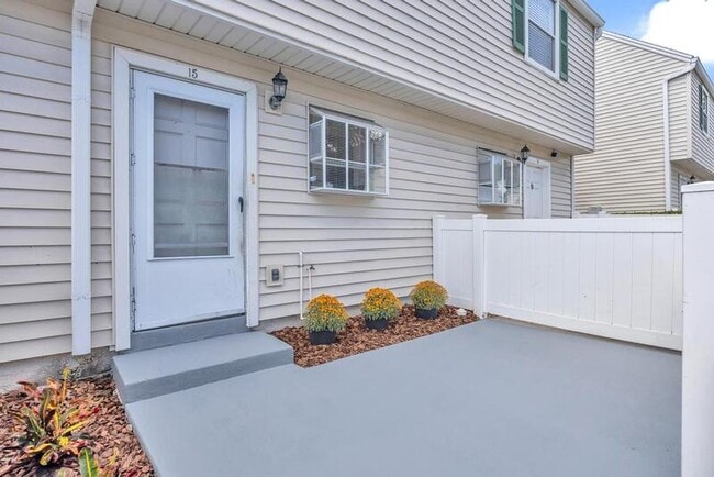 Photo - 111 E 1st St Apartment