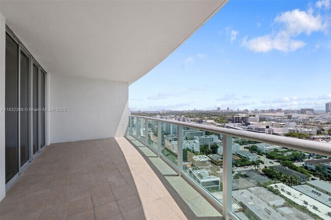 Foto del edificio - 1500 Bay Rd