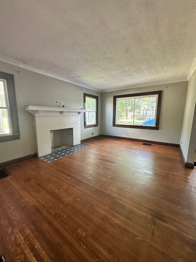 Foto del edificio - 5228 Carrollton Ave