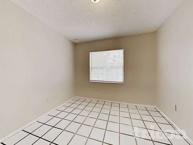 Foto del edificio - 14607 Knoll Ridge Dr