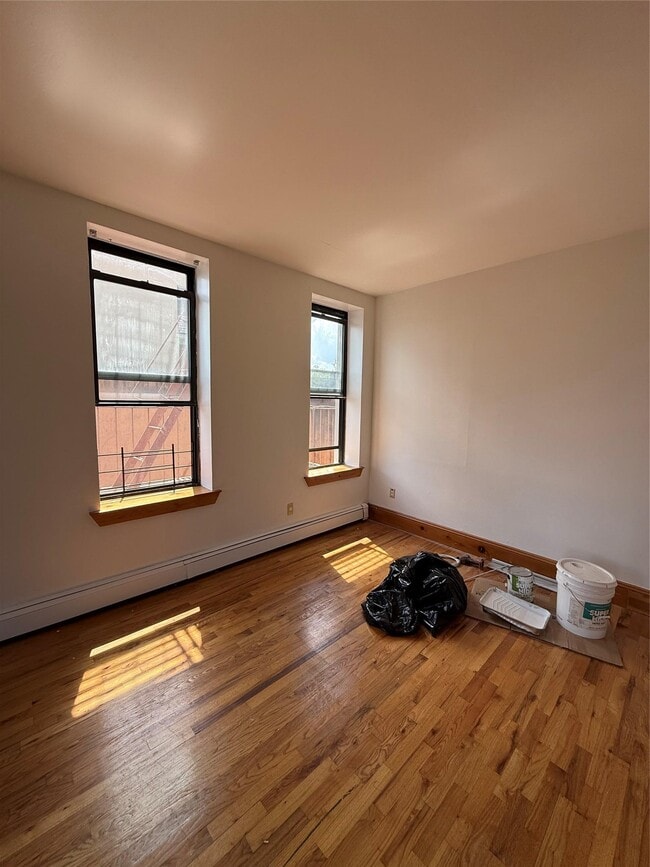 Building Photo - 279 Pleasant Ave