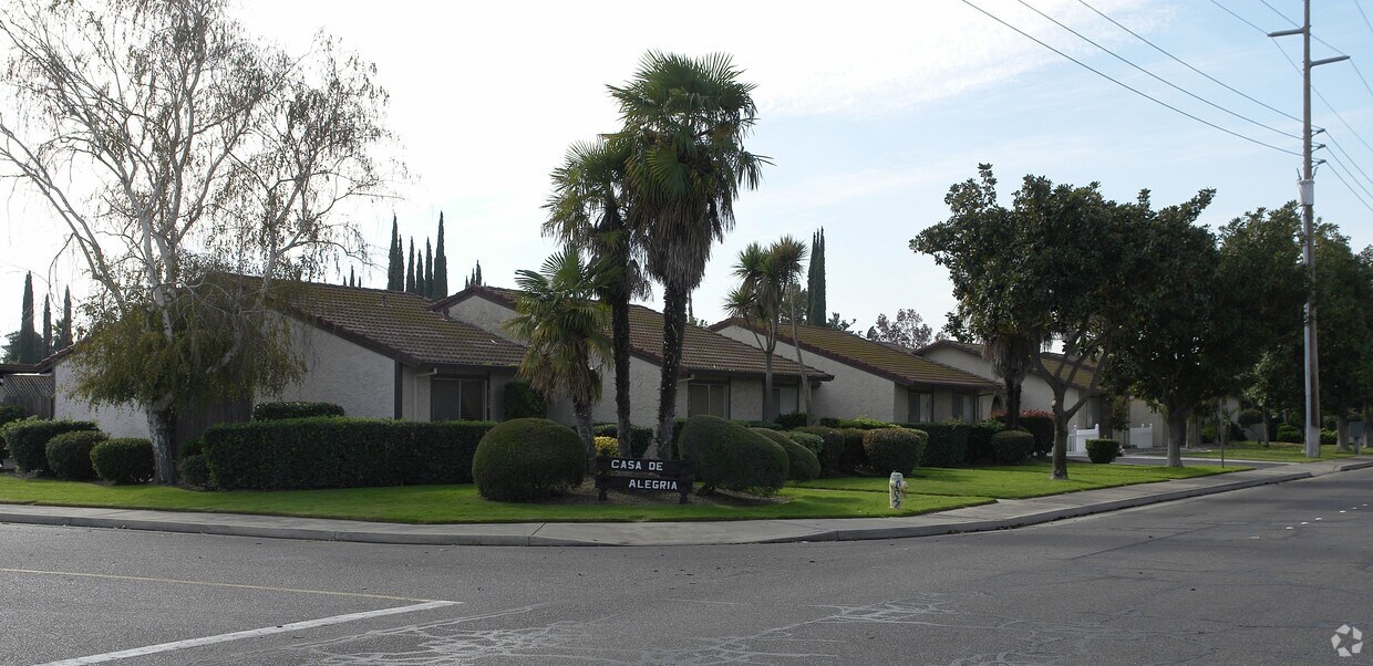 Foto del edificio - 2170-2186 W Bellevue Rd