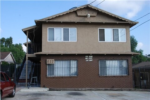 Primary Photo - 617-621 N 61st St