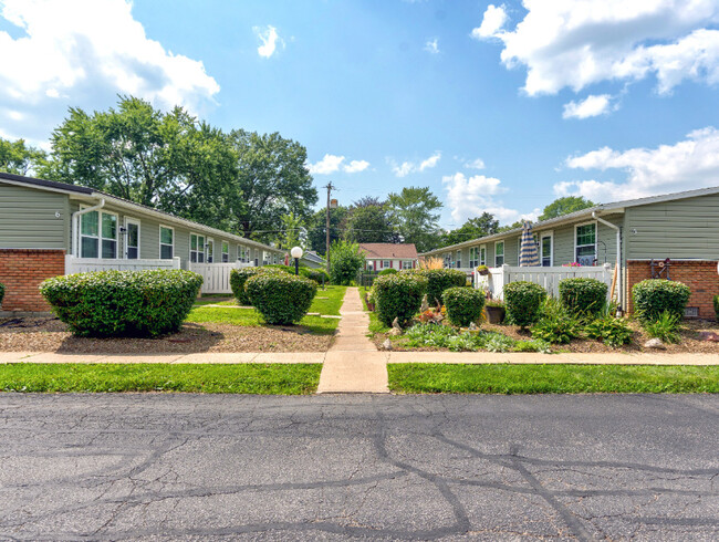 Foto del edificio - Barbara Lane Apartments