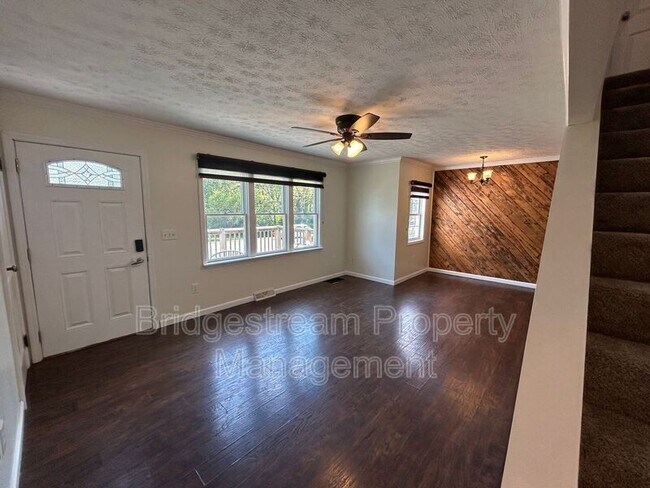 Foto del edificio - 143 Grange Hall Rd