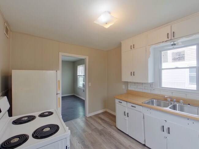 Foto del edificio - 1842 N Minneapolis Ave