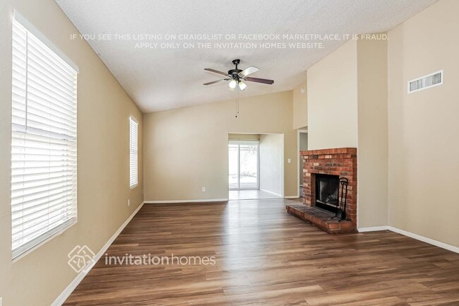 Foto del edificio - 4545 N 67th Ave