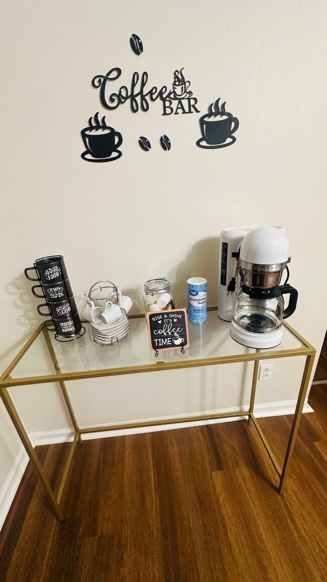 Foto del edificio - 108 E 21st St