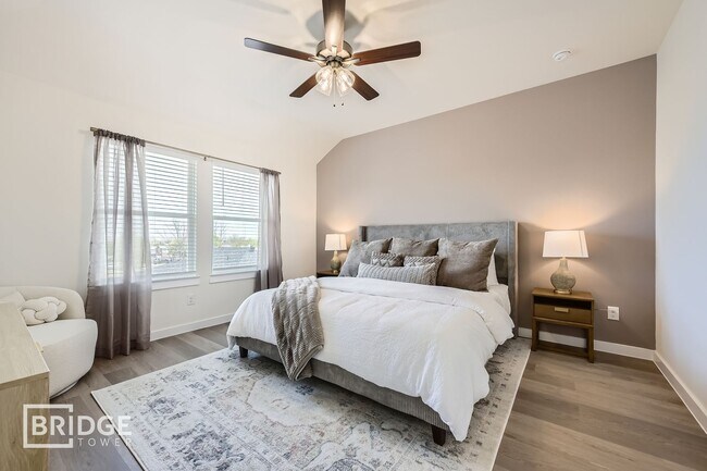 Foto del edificio - Oakmont Plan