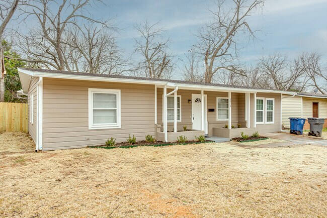 Foto del edificio - 2518 Winthrop Dr