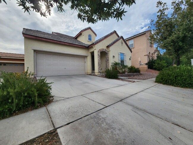 Foto del edificio - Charming 3 bedroom home with great curb ap...