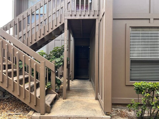 Foto del edificio - 5409 Pine Creek Dr