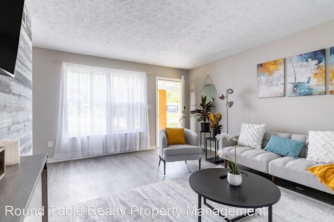 Building Photo - 3 br, 1.5 bath House - 2515 Lourdes DR W