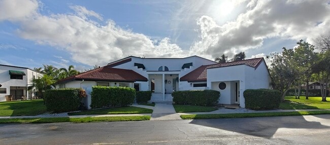 Photo - 385 NW 36th Ave House