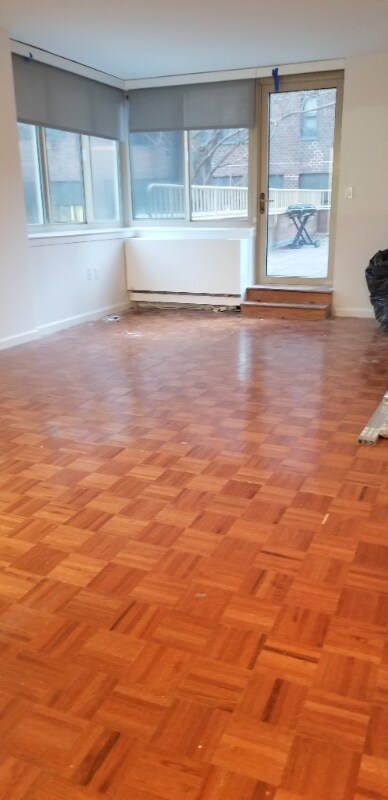 Foto principal - 331 E 29th St