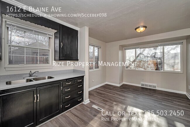 Foto del edificio - 1612 Blaine Ave