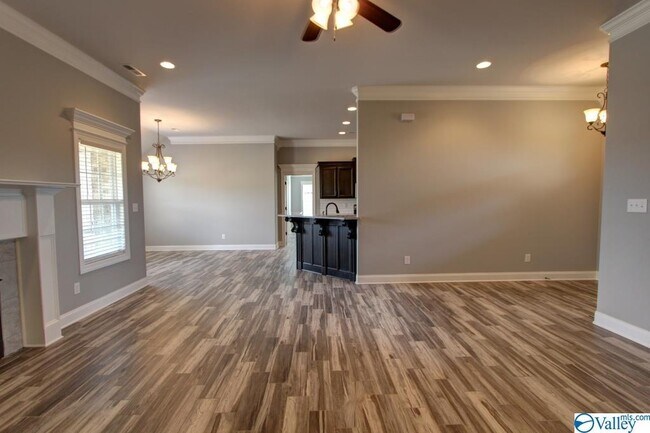 Building Photo - 13713 Callaway Dr