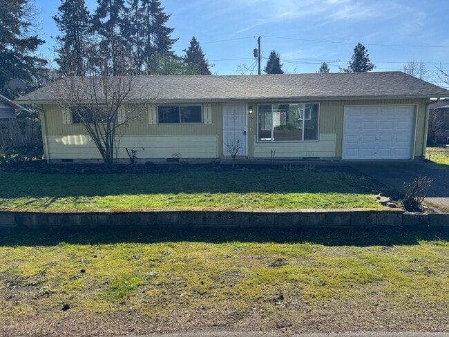 Photo - Updated 4 bedroom 1 bathroom house in Eugene!