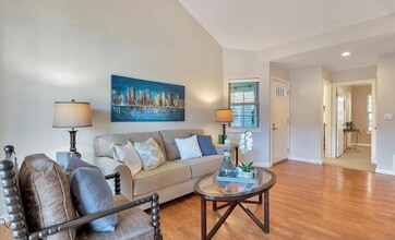 Building Photo - 8015 Mountain View Dr