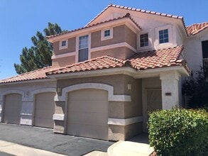 Building Photo - 8555 W Russell Rd