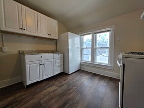 Building Photo - 1020 Berner St