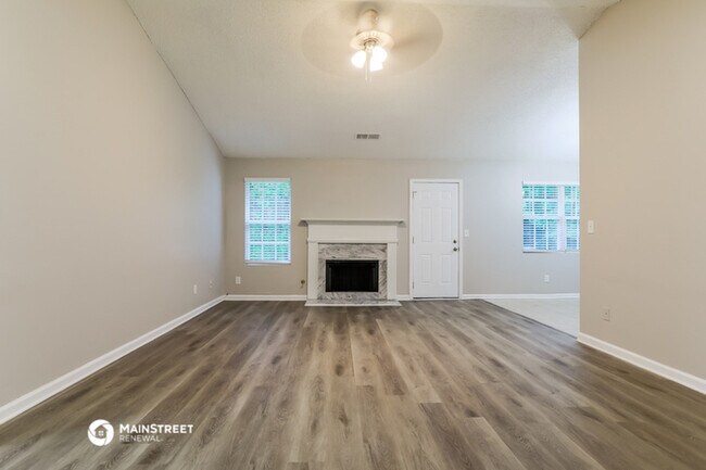 Building Photo - 780 Amelia Grove Ln SE