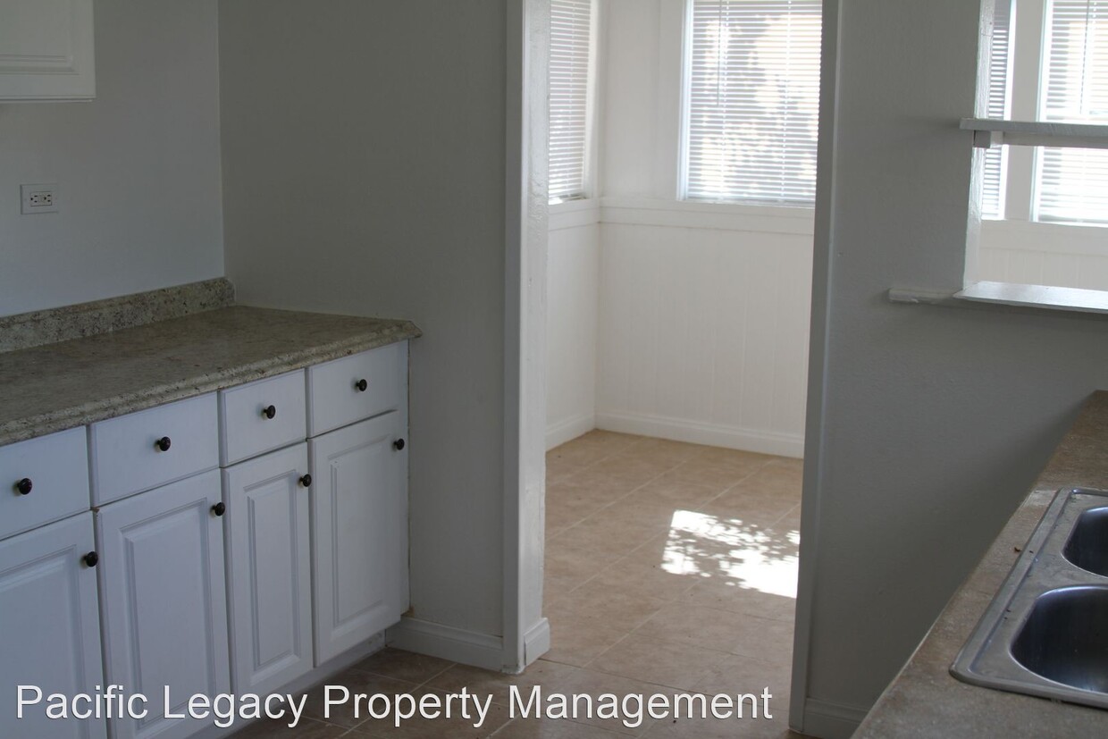 Foto del edificio - 2 br, 1 bath House - 616 Hollister St.