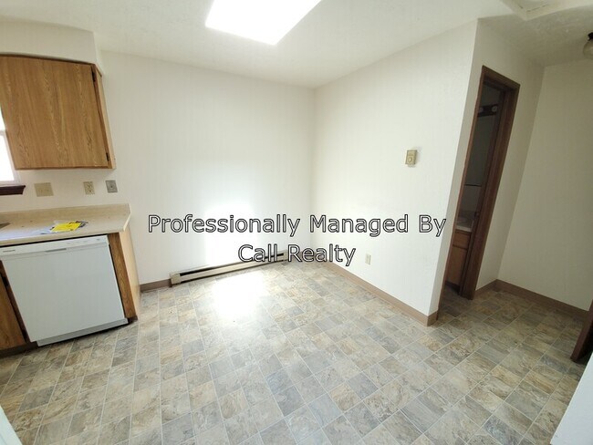 Foto del edificio - 5401 N Crestline St