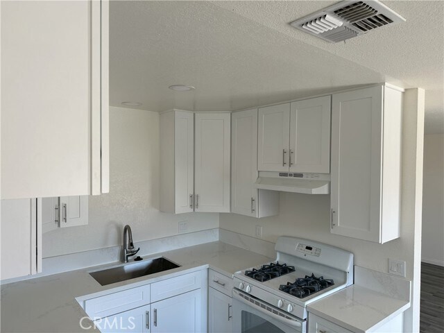 Foto del edificio - 1837 W Hays St