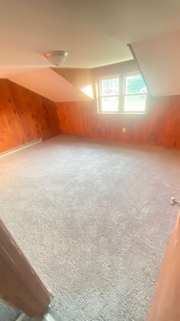 Foto del edificio - 3 bed/1 bath Apartment - Sherburne Earlville School District