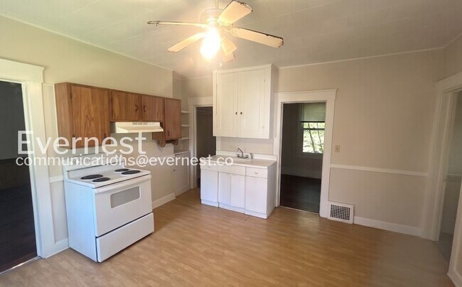 Foto del edificio - 6401 Gertrude Ave