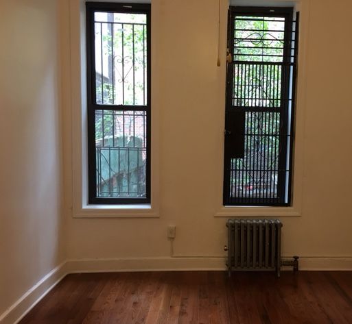 Foto del edificio - 605 E 11th St