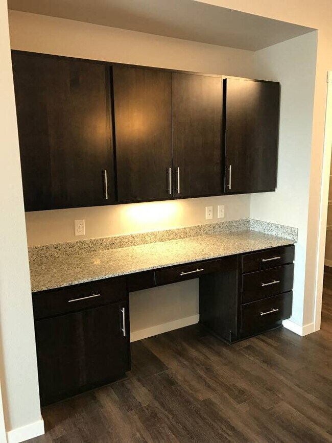 Grayhawk Apartments 4561 Urban Plains Dr Fargo, ND Apartments for