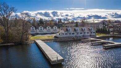 Building Photo - 207 General Smith Dr