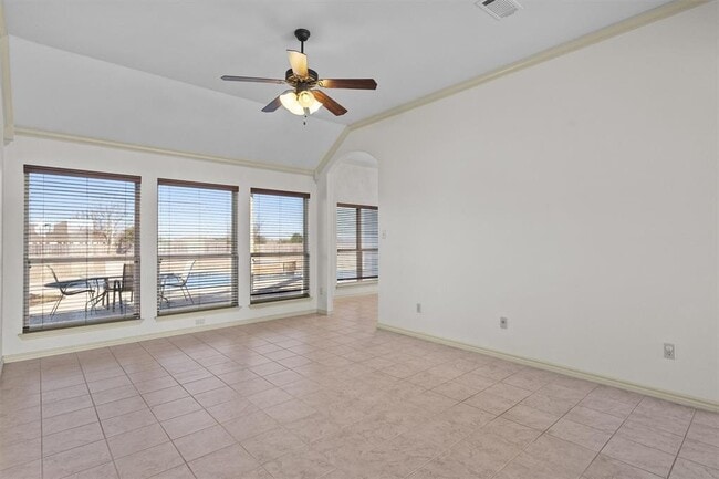 Building Photo - 209 Sarahs Ln