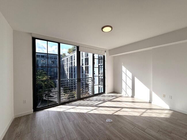 Building Photo - 218 NW 34th St