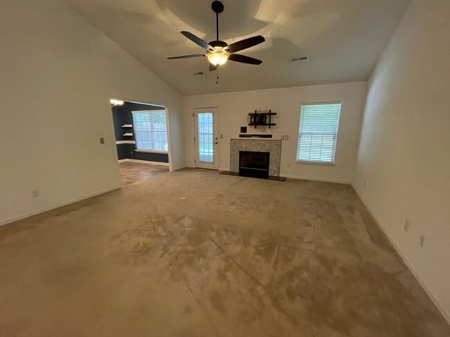 Building Photo - Whitsett / Walnut Crossing