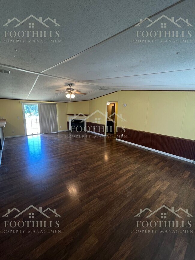 Foto del edificio - 3-Bed, 2-Bath Mobile Home in Starr