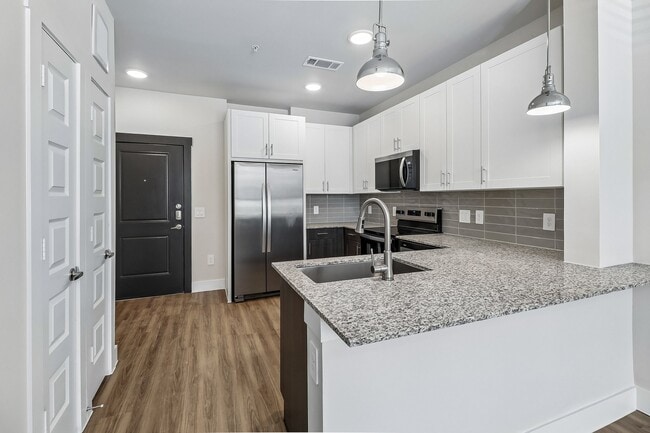 Foto del edificio - The Grace at Creekside