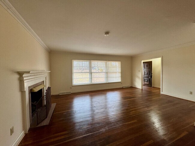 Foto del edificio - Move-in Ready!